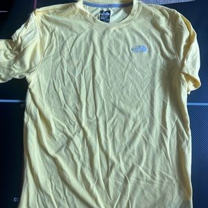 Men’s North Face Tee